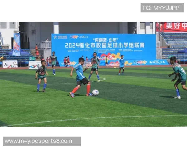 全国大学生足球联赛激发青春热情助力校园文化发展与体育精神传承